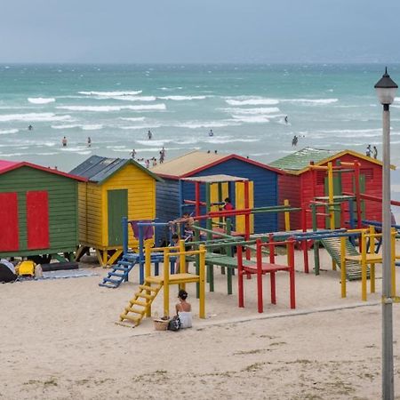 At The Beach - Muizenberg Cape Town Exterior photo