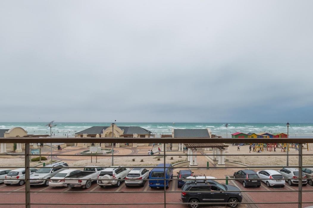 At The Beach - Muizenberg Cape Town Exterior photo